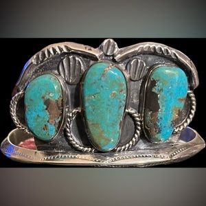 VINTAGE Navajo Sterling Silver Turquoise 3 Stone Bracelet